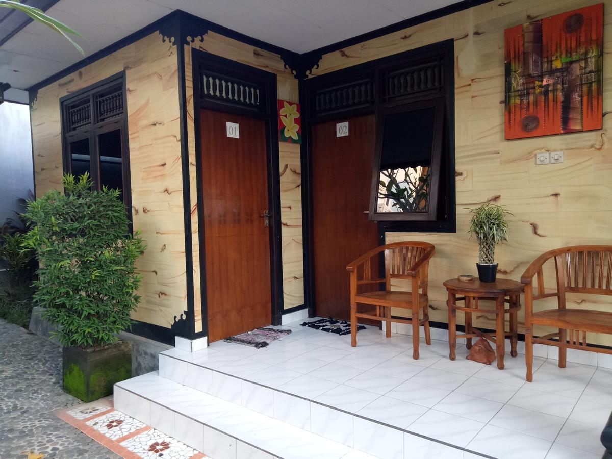 Wiran Homestay Canggu Buitenkant foto