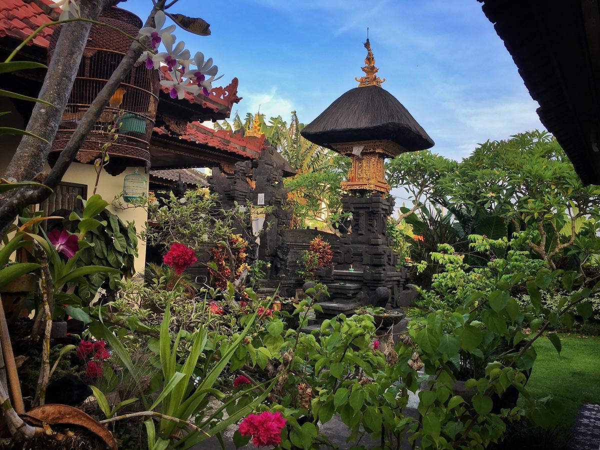 Wiran Homestay Canggu Buitenkant foto
